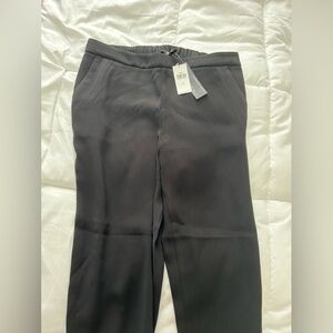 Pull-on pants medium